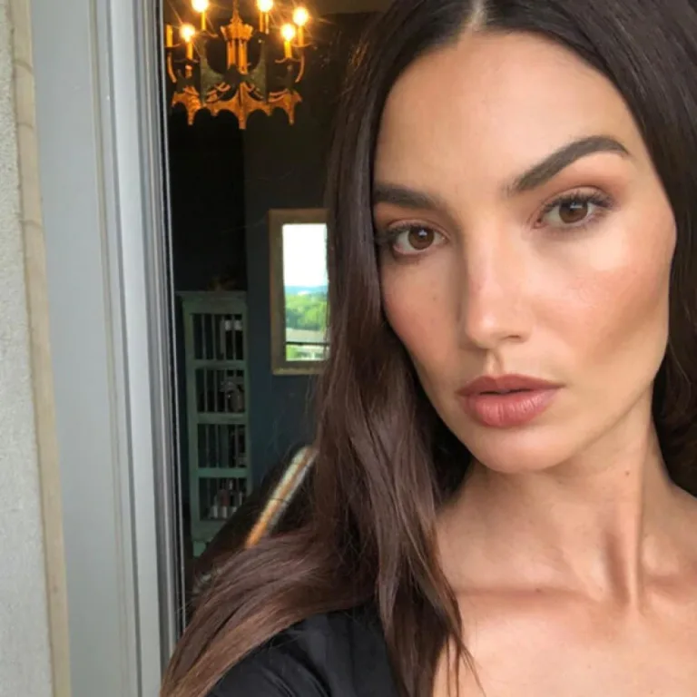 Lily Aldridge 1:1