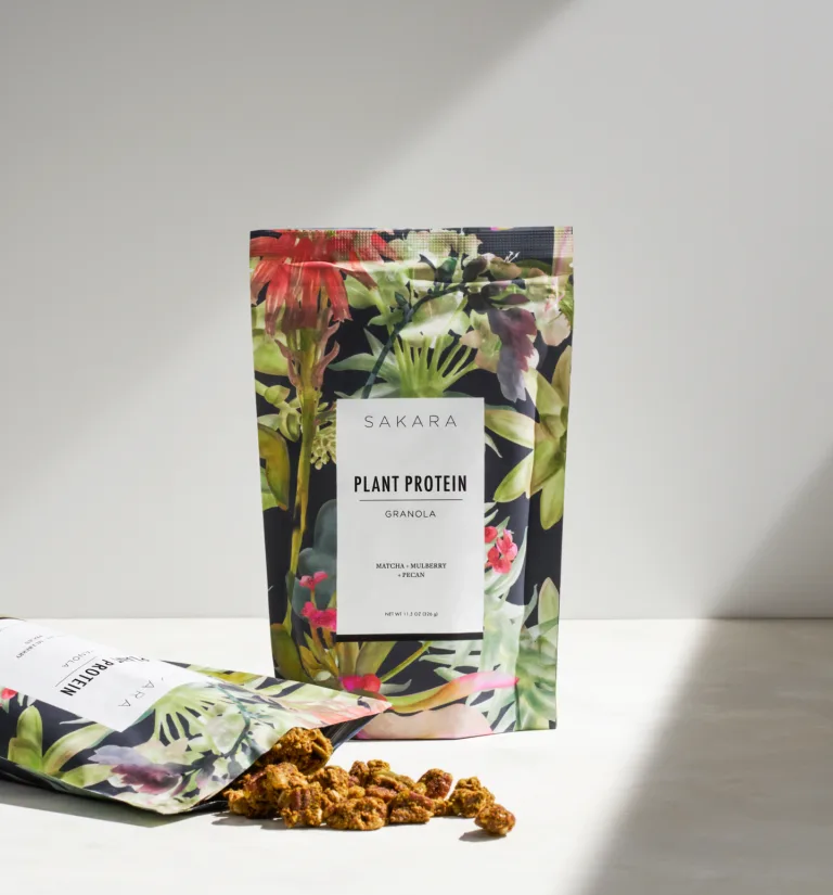 sakara-plant-protein-granola