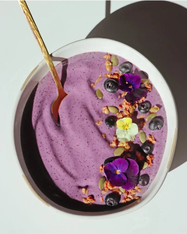 Superfood Smoothie Bowl