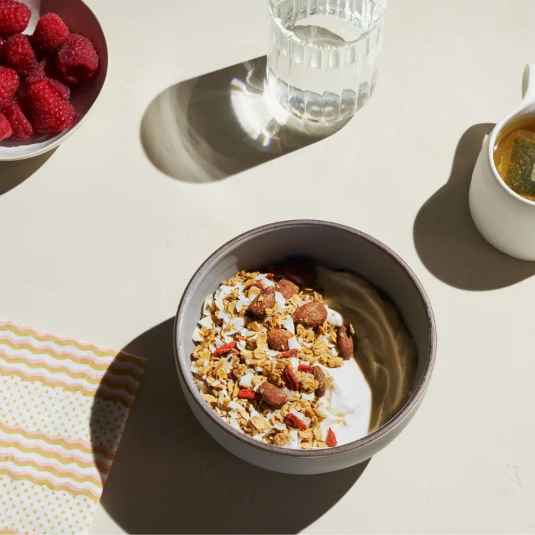 Sakara Superfood Granola | Organic, Nutrient-Dense & Delicious
