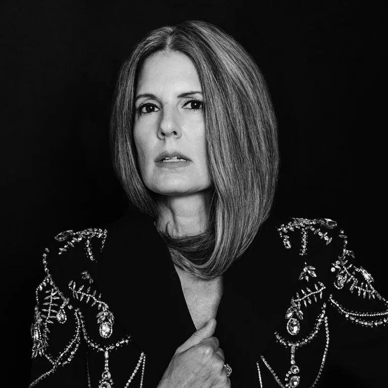 DR. AMANDA HANSON
