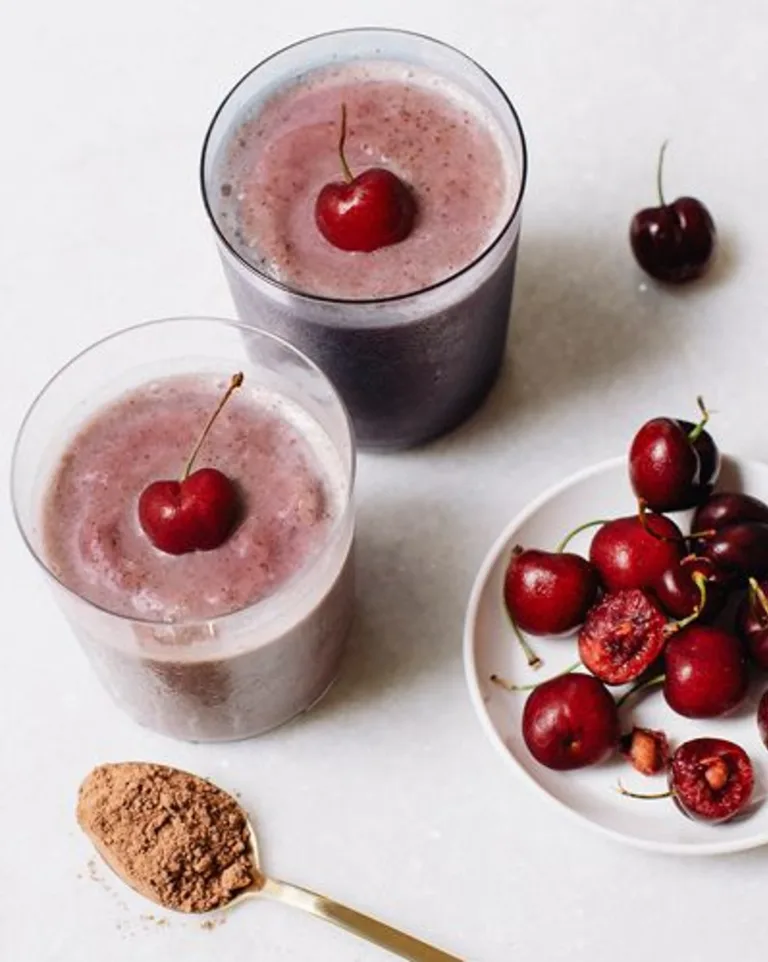 [Chocolate-Cherry Metabolism Super Smoothie] Hero Module Image