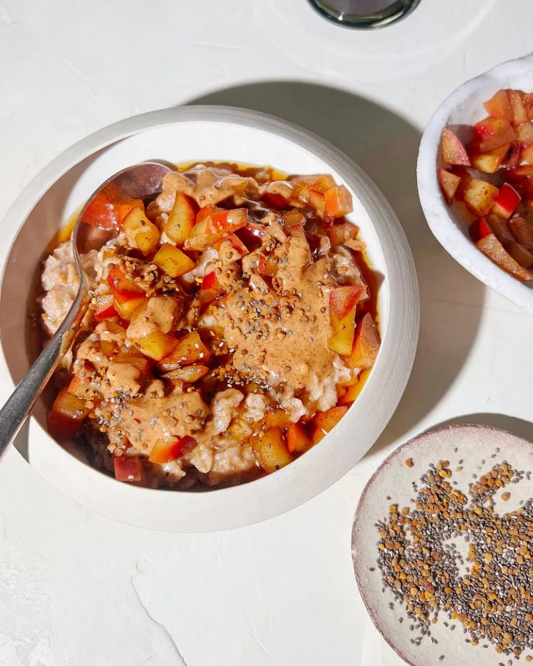 Cinnamon Apple Oatmeal