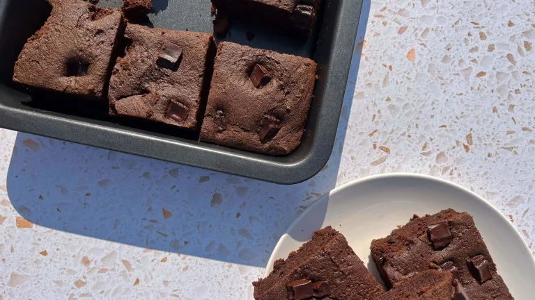 Metabolism-Boosting Mochi Brownies